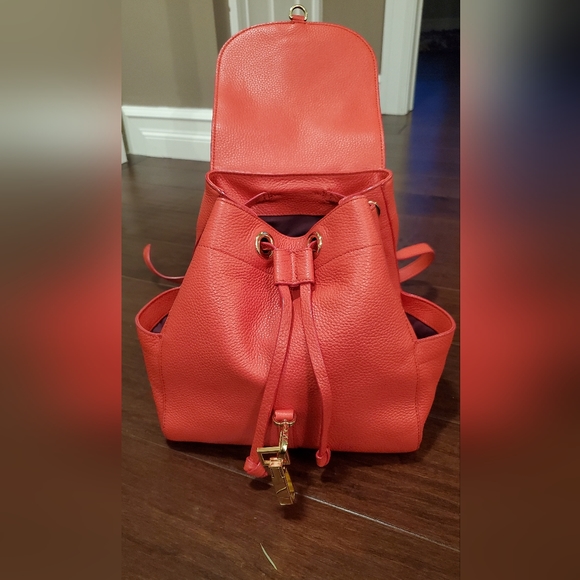 Buxton Leather backpack style purse - Picture 2 of 10